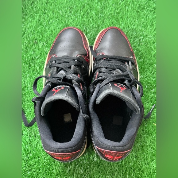 Nike‎ Air Jordan 1 Flight 2 Low Black Red Men's Size 9.5
654465-012 - Picture 7 of 8